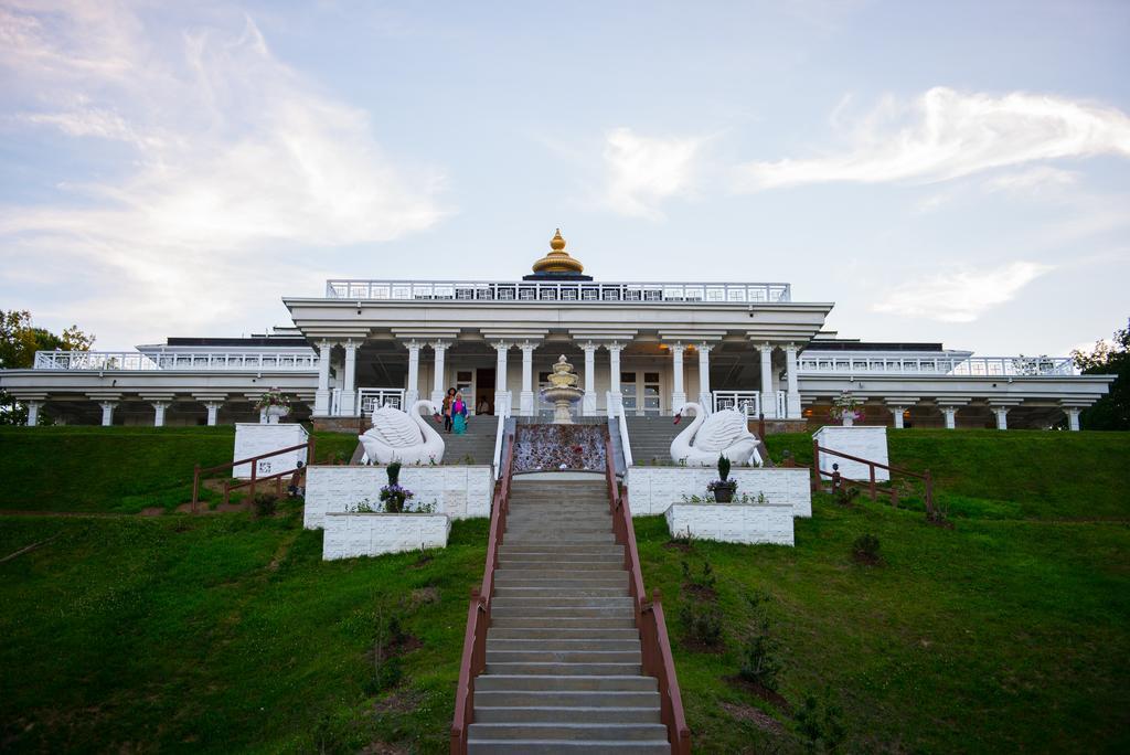 Art Of Living Retreat Center Hotel Bamboo Exterior photo